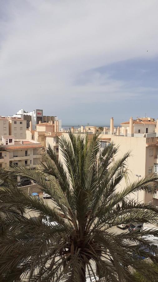 Amplio Piso Al Lado De La Playa En Nerja公寓 外观 照片