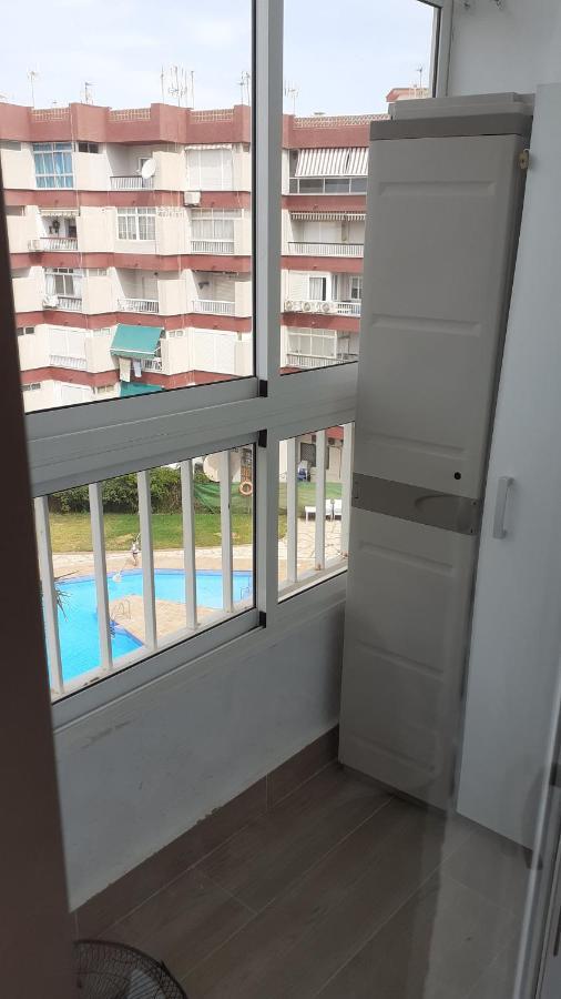 Amplio Piso Al Lado De La Playa En Nerja公寓 外观 照片
