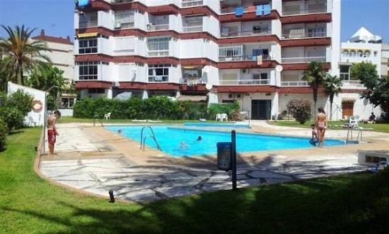 Amplio Piso Al Lado De La Playa En Nerja公寓 外观 照片