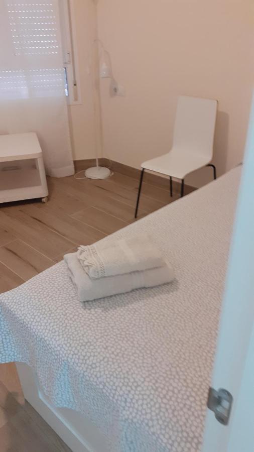 Amplio Piso Al Lado De La Playa En Nerja公寓 外观 照片